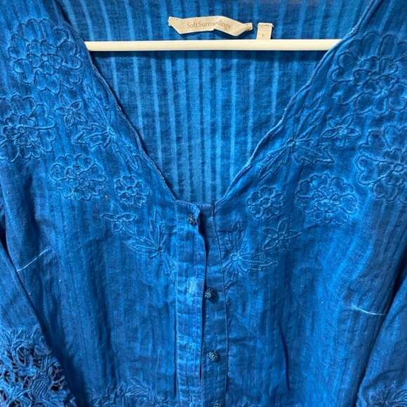 Soft Surroundings Batik  Blue Linen  Size L Long Sleeves i - Picture 5 of 13